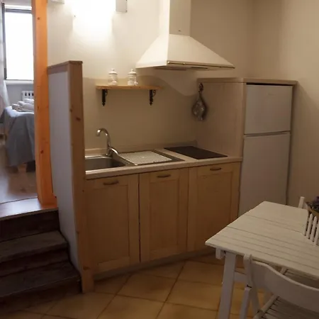 Lina Bed and Breakfast 4*