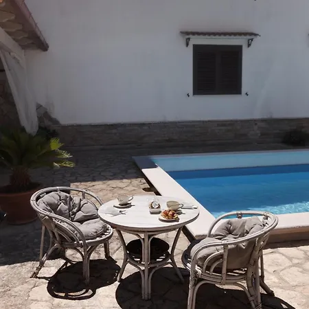 Bed & Breakfast Lina