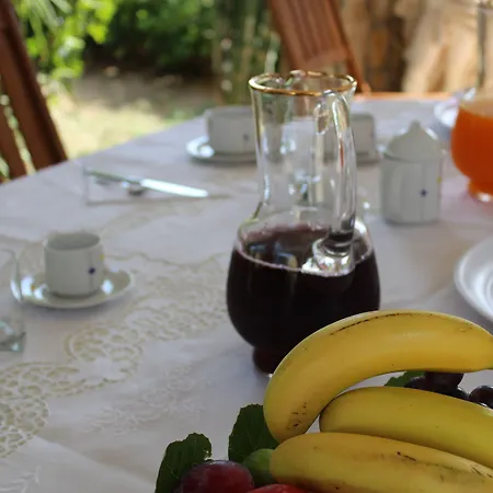 Lina Bed & Breakfast