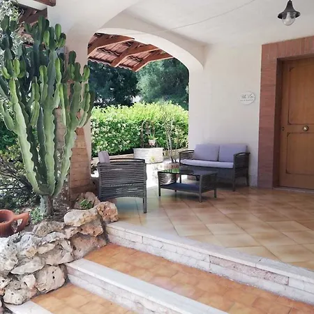 Bed & Breakfast Lina 4*