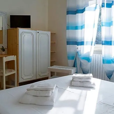 Lina Bed and Breakfast 4*