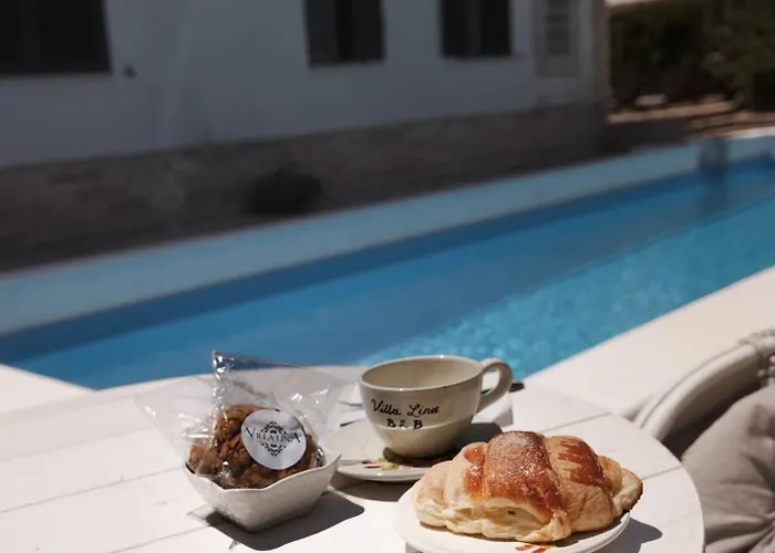 住宿加早餐酒店 Lina 4*