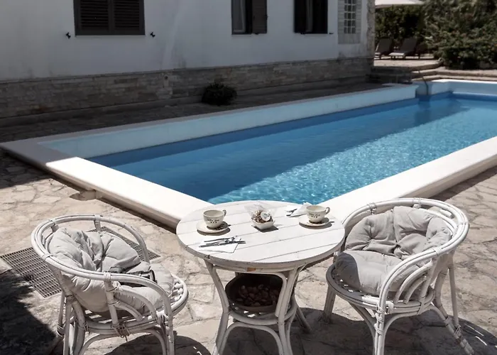 Lina Bed & Breakfast